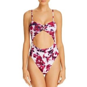 🏷 NWT Aqua cut-out tie back Bathing Suit